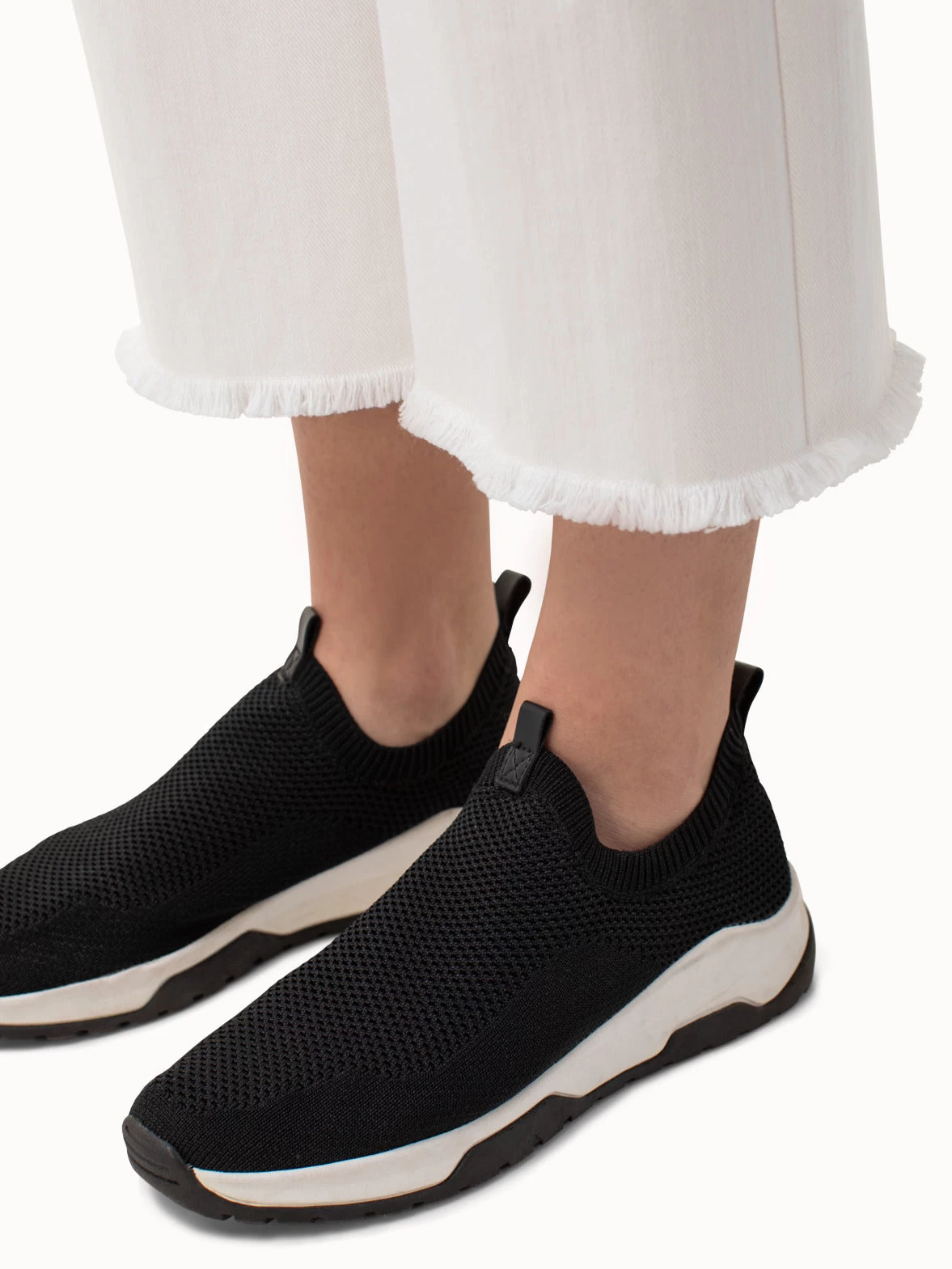 Cropped High Waisted Fringe Denim Pants - Image 5