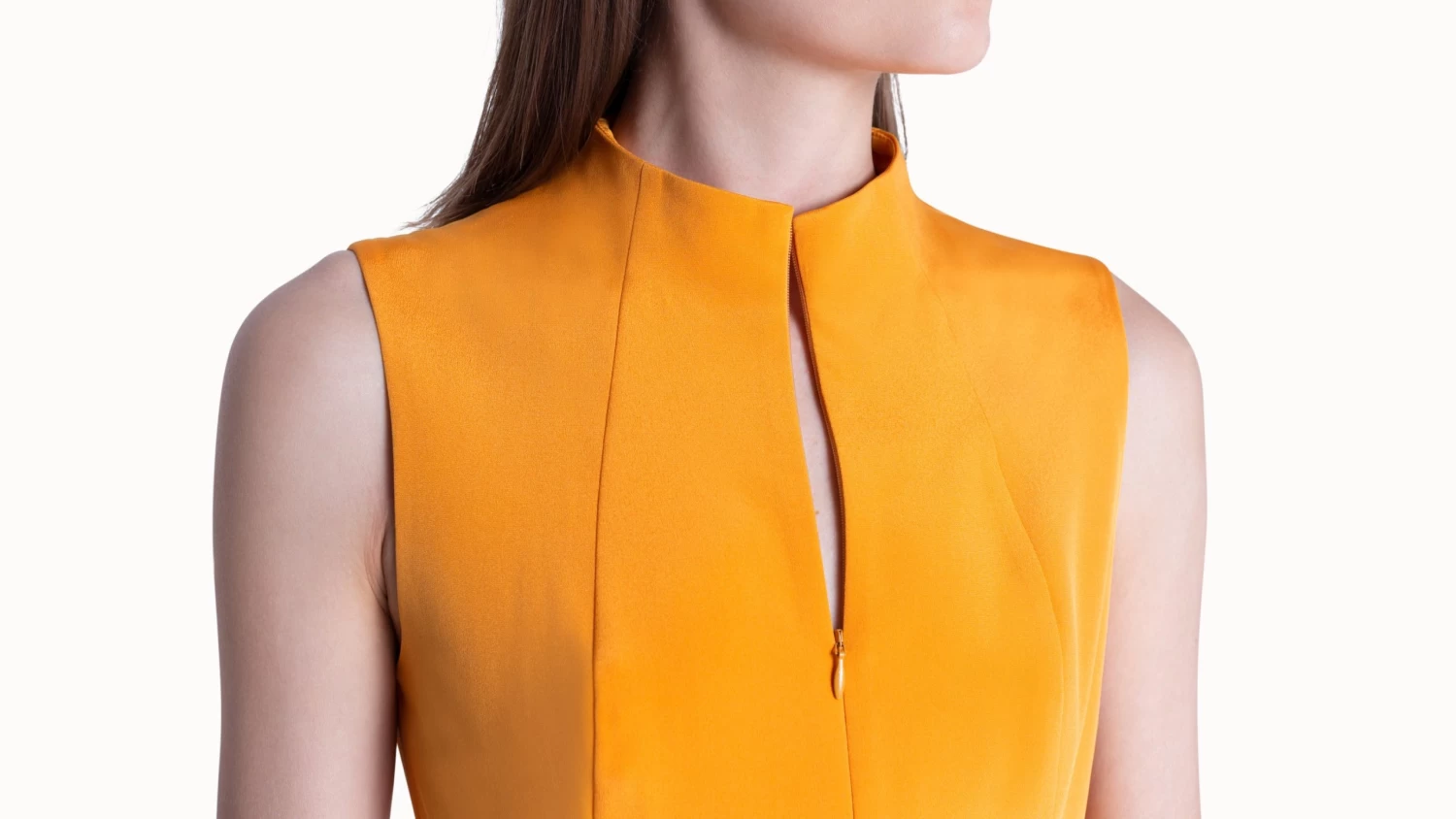 AKRIS Gown In Silk Crêpe Bi-Color With Asymmetrical Hem - Image 6