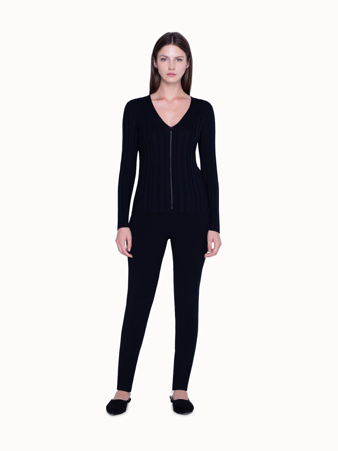 AKRIS Ribbed Knit V-Neck Pullover In Cashmere Silk - Image 3