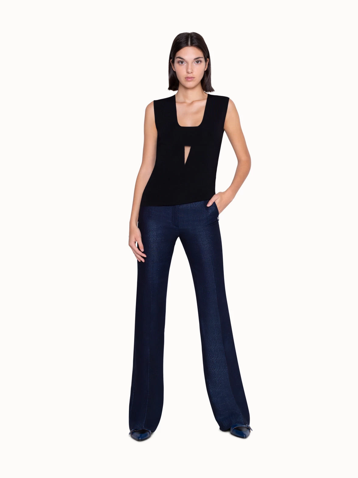 AKRIS Sleeveless Knit Top With Chest Cut-out - Image 3