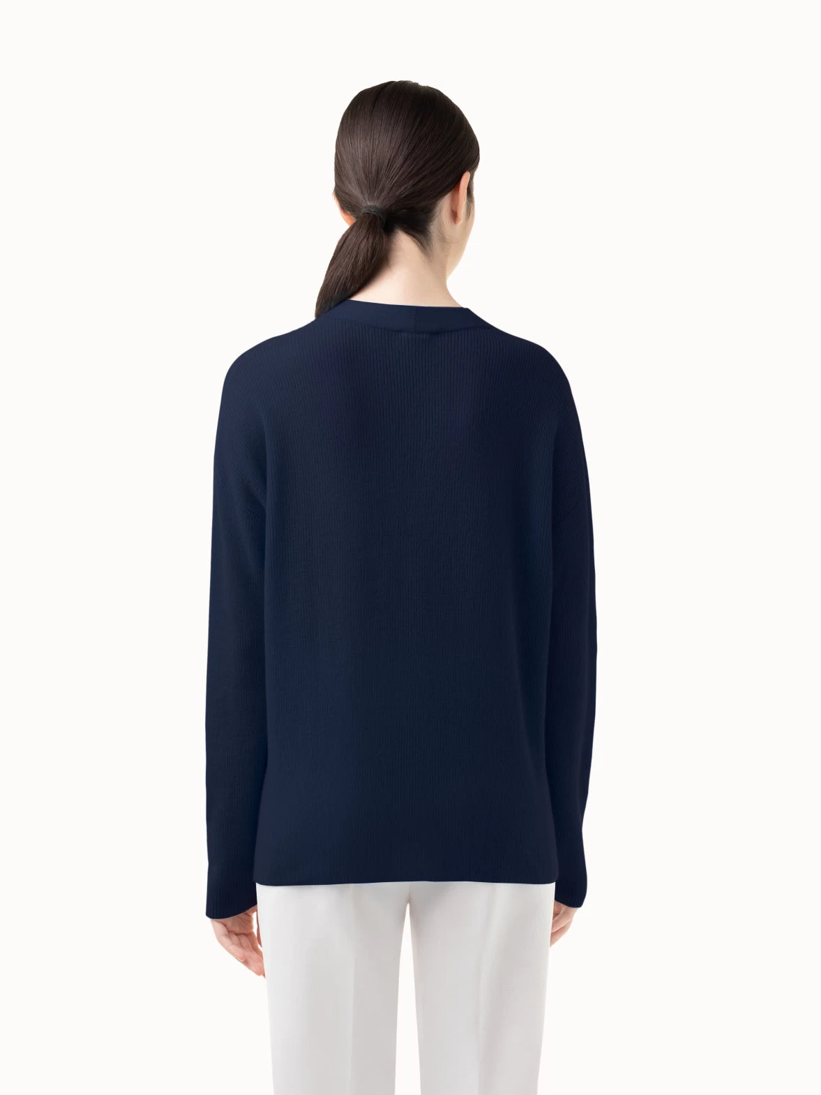 AKRIS Ribbed Cashmere Long V-Neck Knit Pullover - Image 2