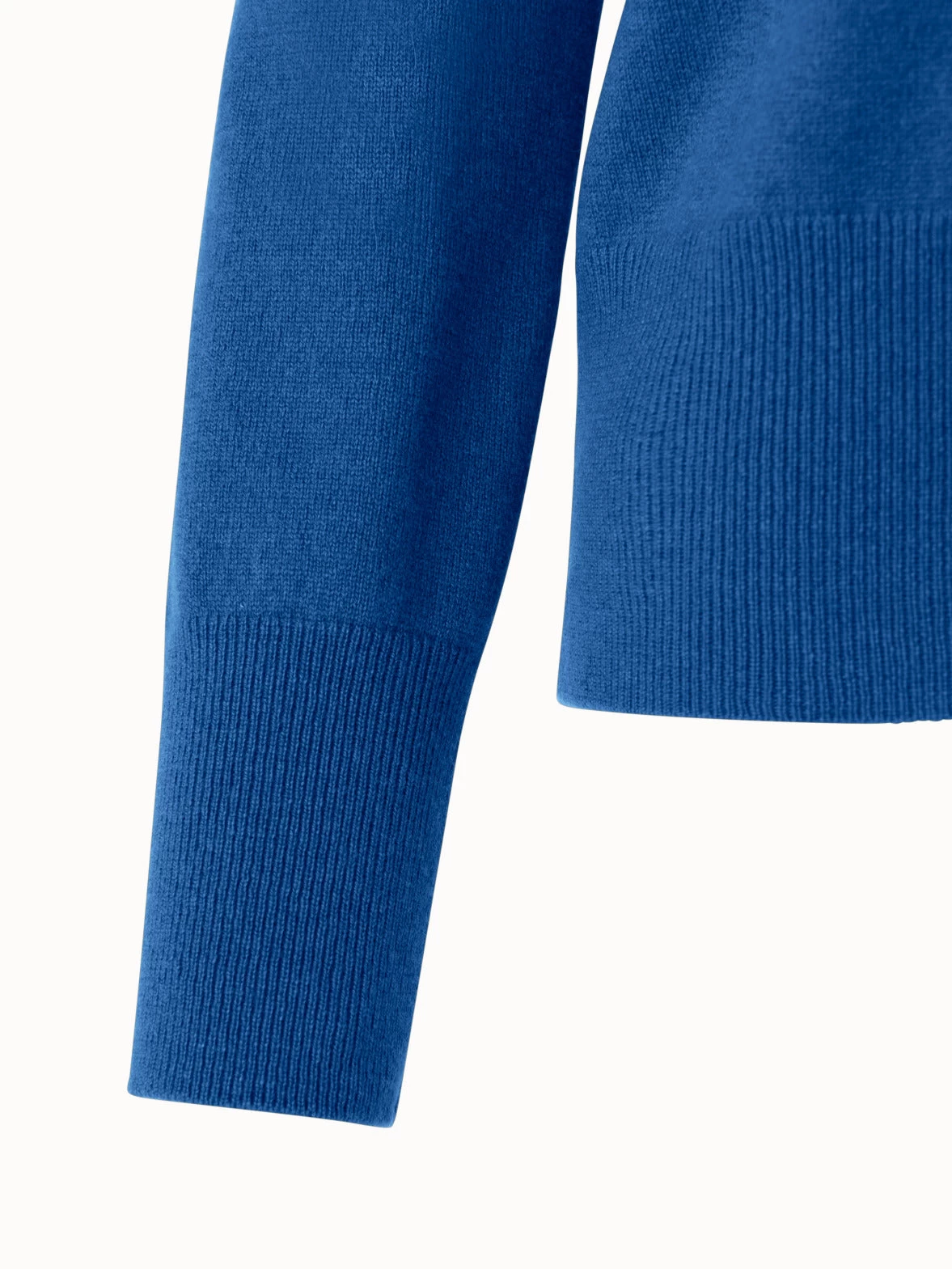 AKRIS Cashmere V-Neck Knit Sweater - Image 4