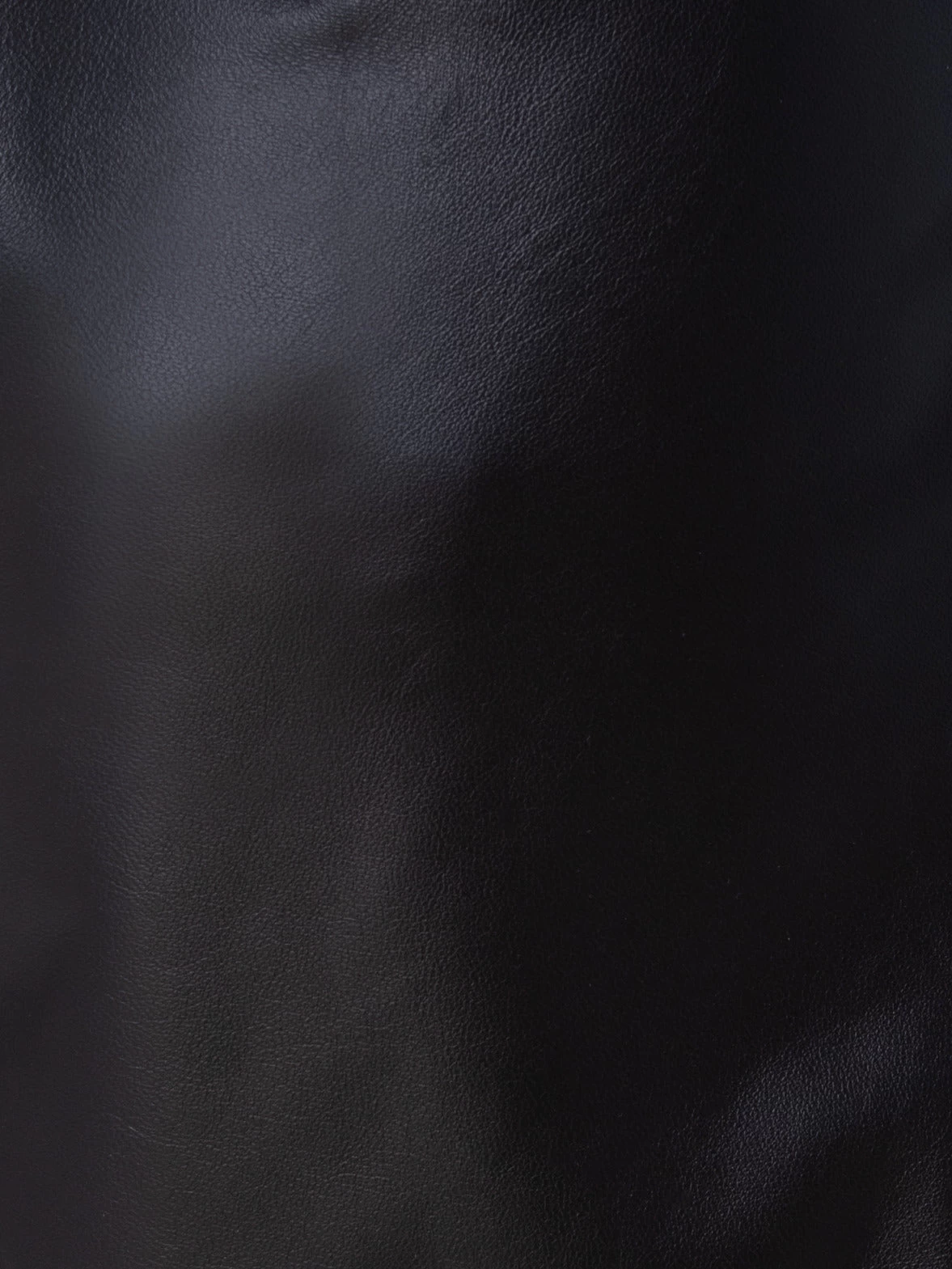 AKRIS High Waisted Lamb Nappa Leather Shorts - Image 5