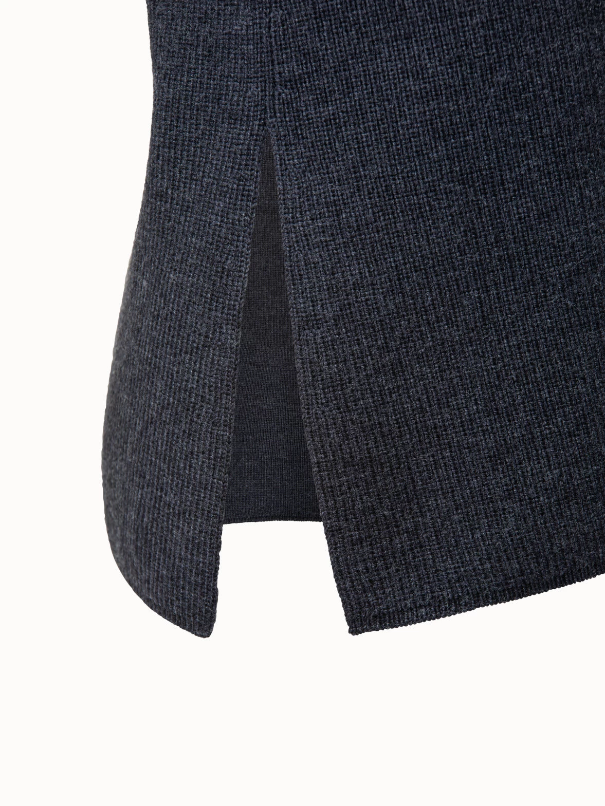 AKRIS Wool Stretch Rib V-neck Tunic - Image 4