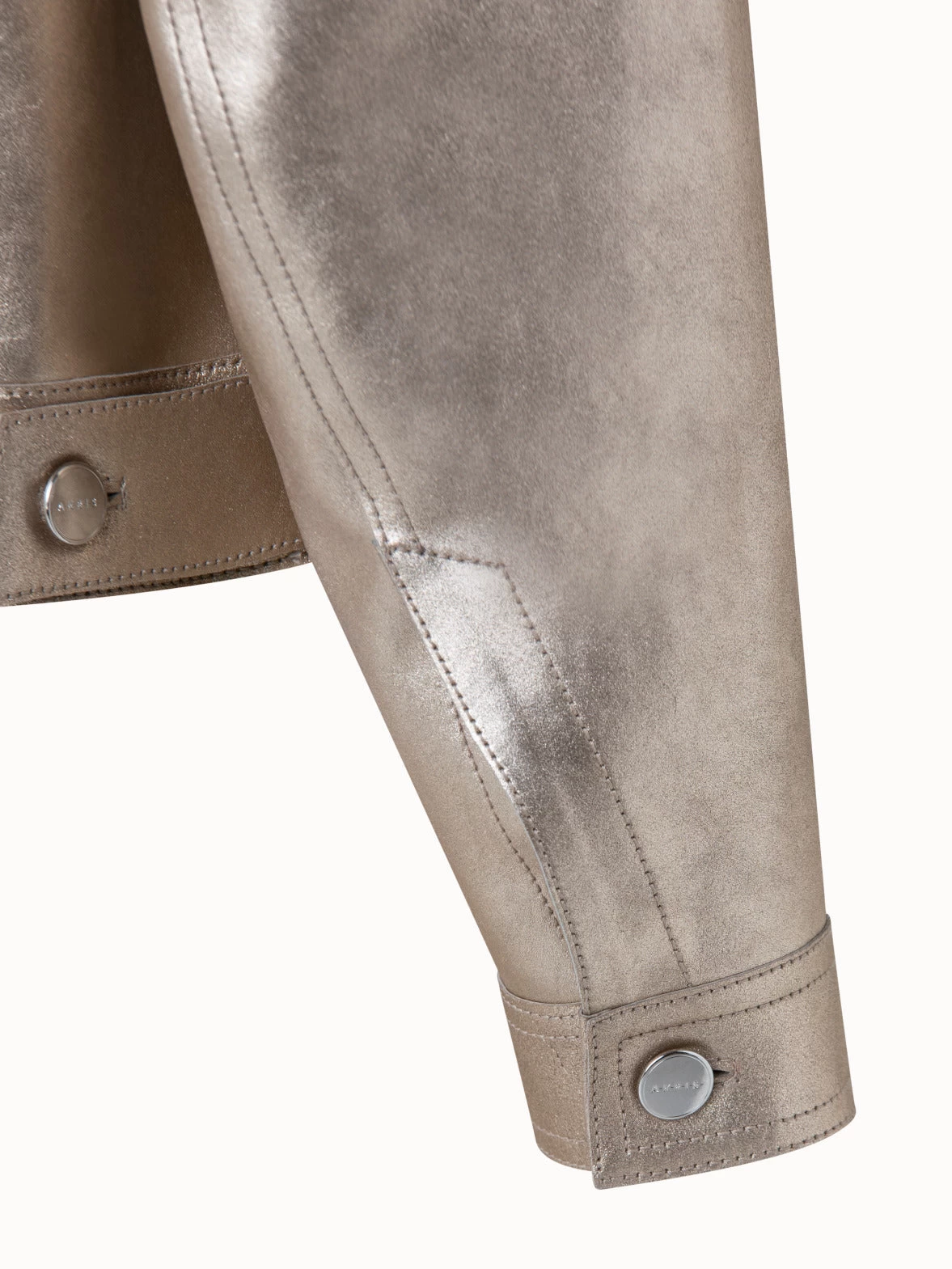 AKRIS Pearlized Nappa Leather Jacket - Image 6