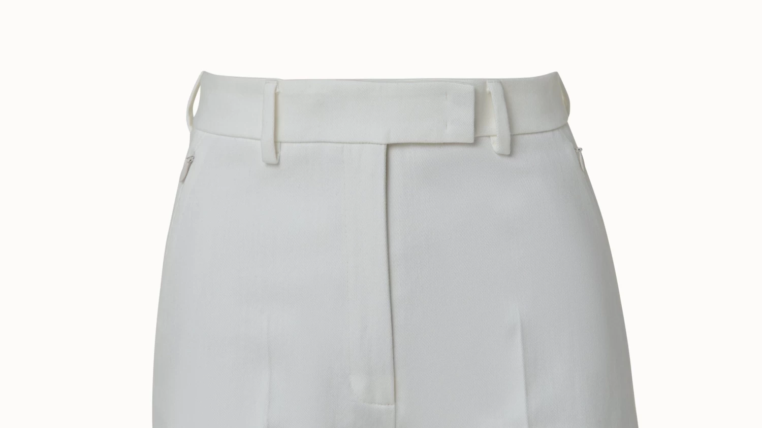 AKRIS Straight Leg Cotton Stretch Denim Shorts - Image 3