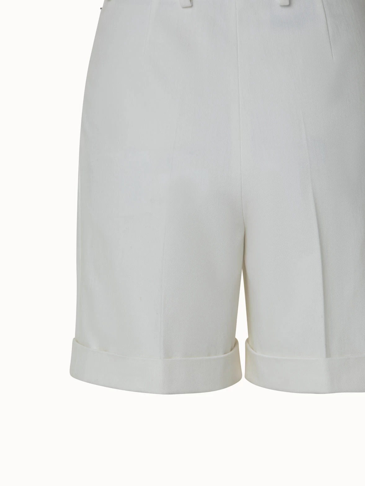 AKRIS Straight Leg Cotton Stretch Denim Shorts - Image 5