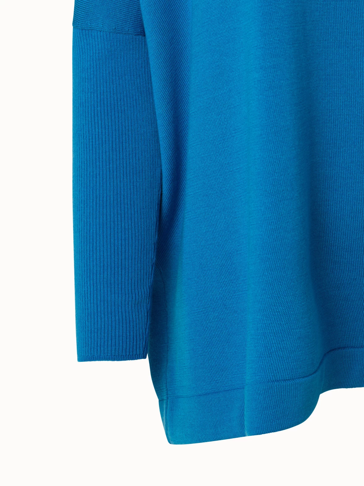 AKRIS Cotton Cashmere Oversized Knit Pullover - Image 4
