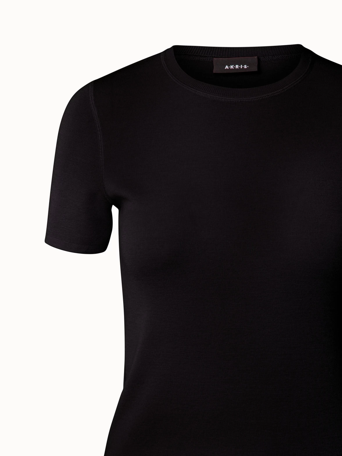 AKRIS Cashmere Silk Knit Short Sleeve Pullover - Image 3