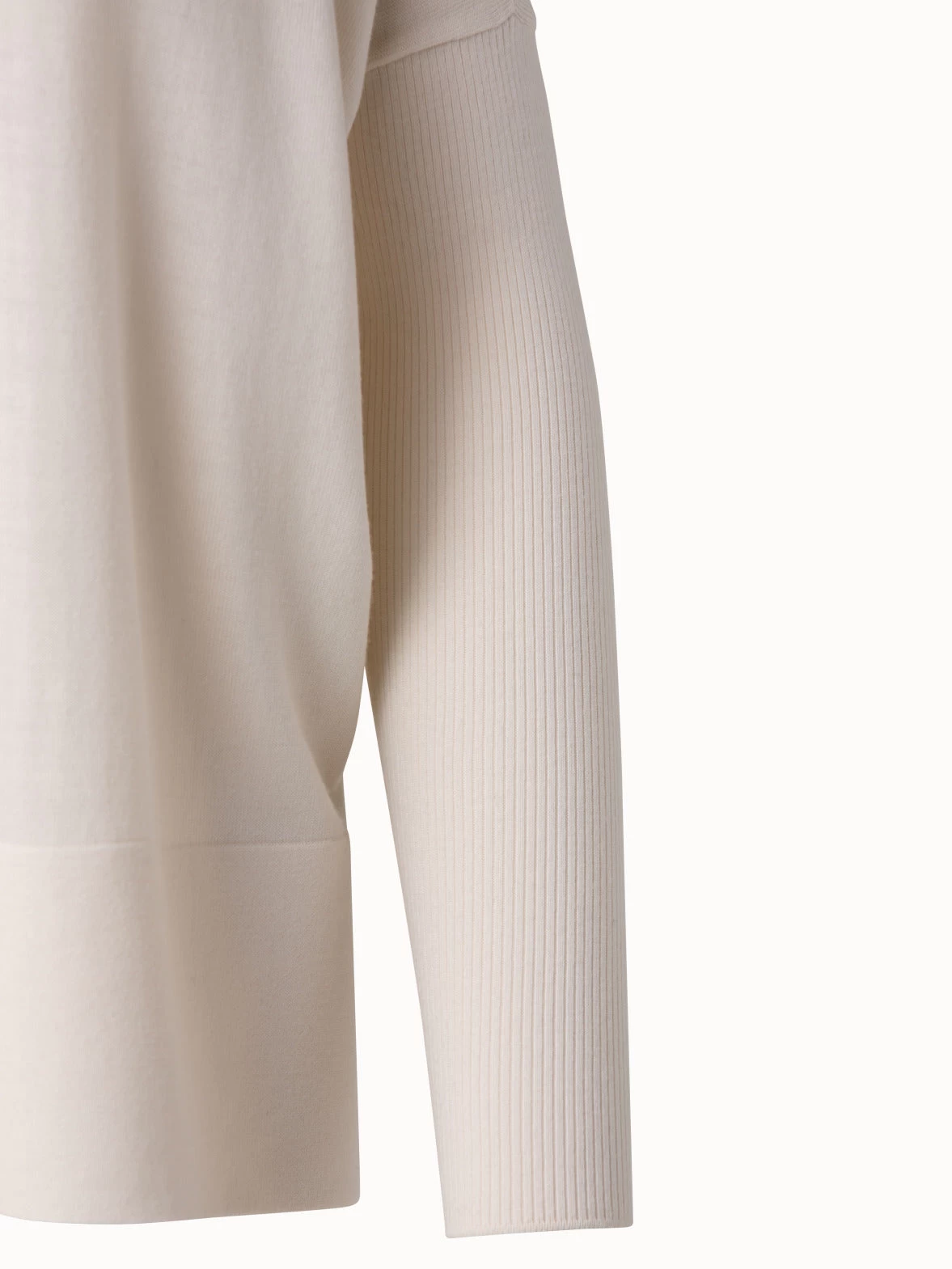 Oversized Merino Wool Pullover - Image 4