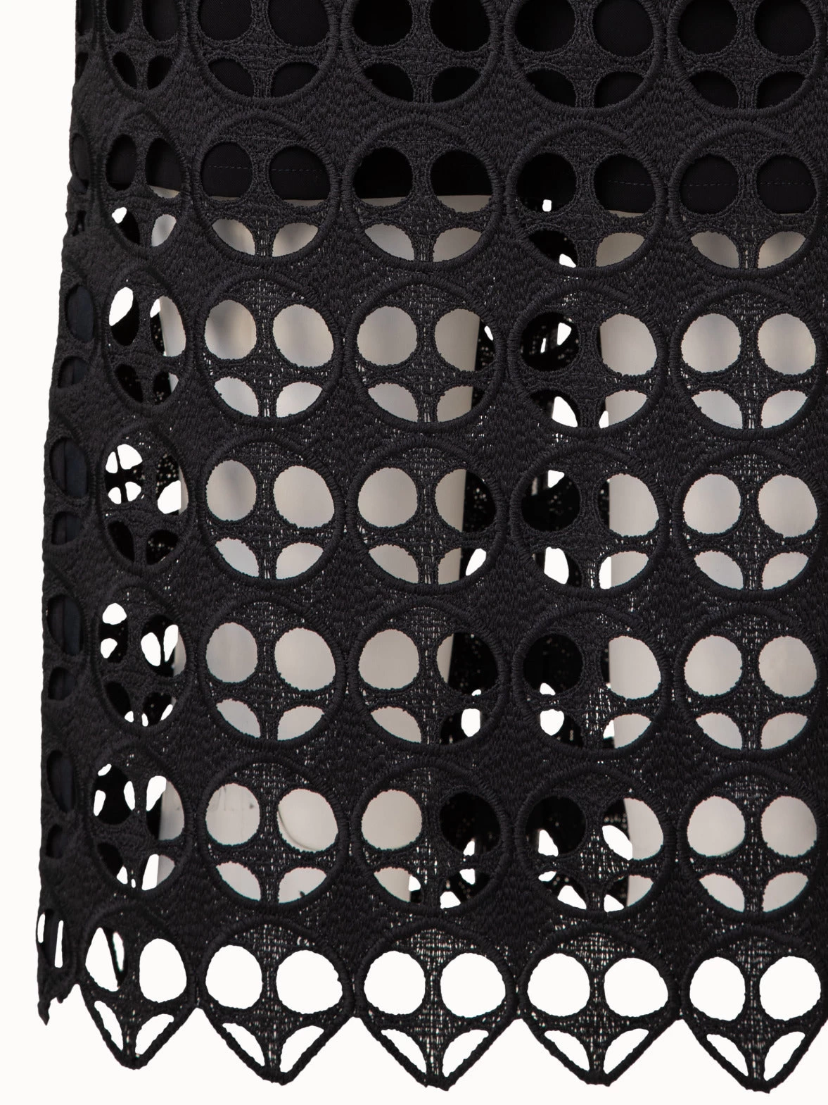 Dot Cut-Out Embroidery Pencil Skirt - Image 5