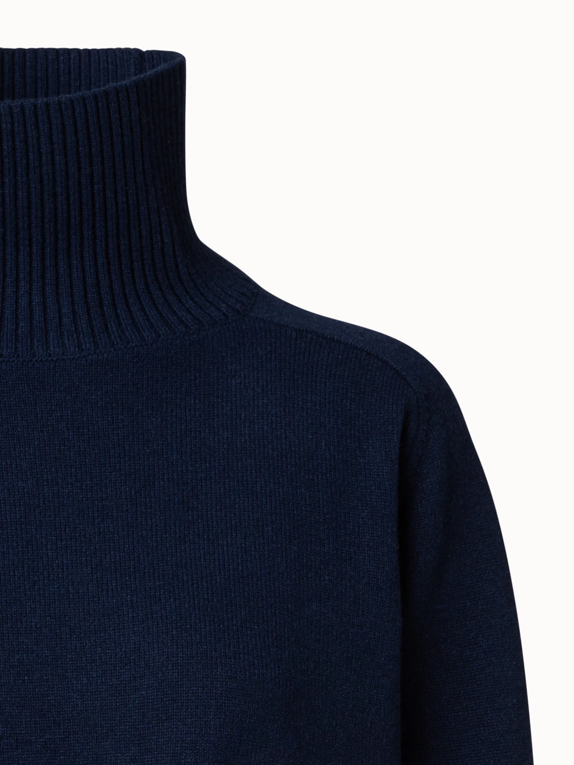 Cashwool Turtleneck Pullover - Image 4