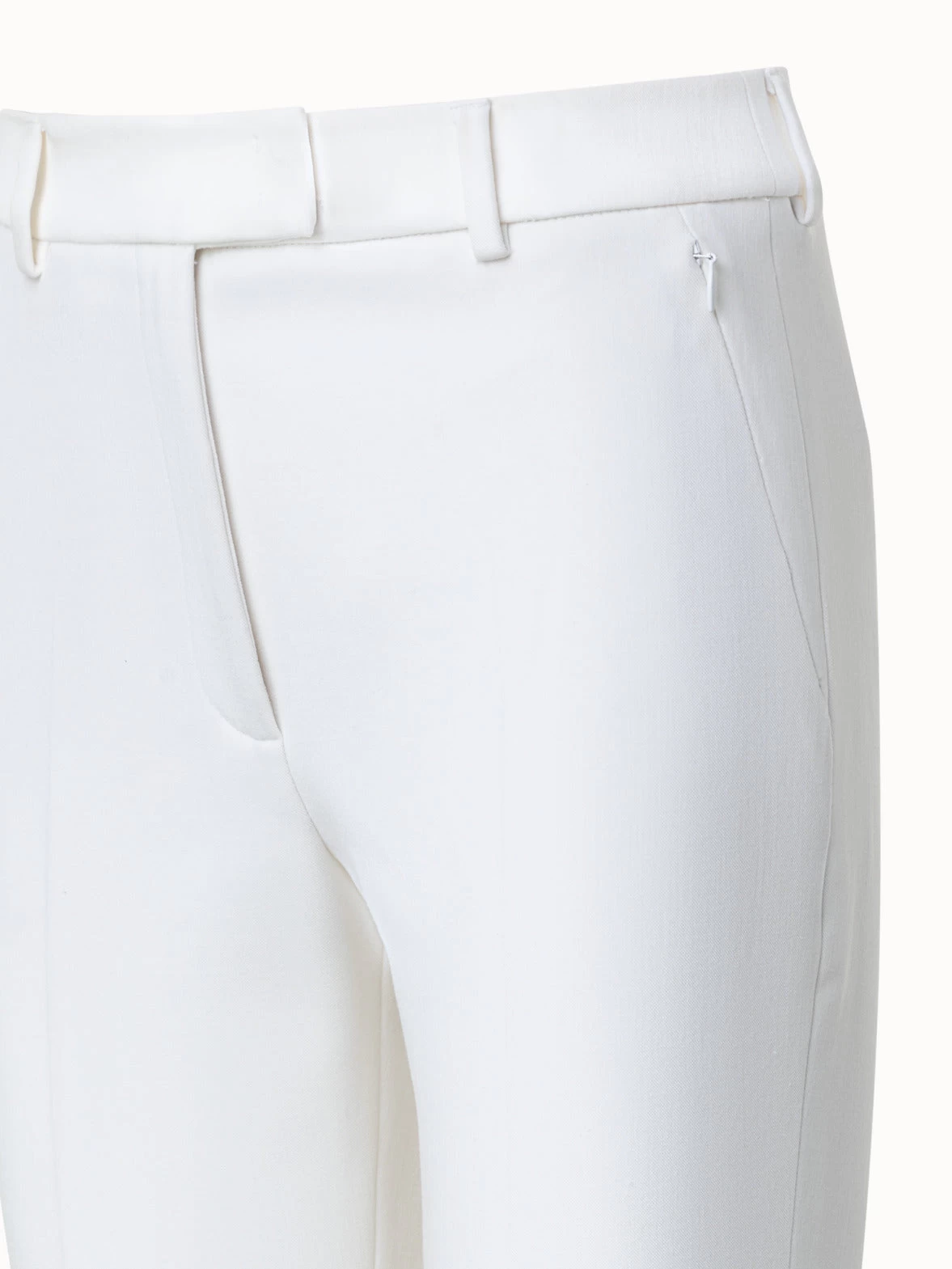 AKRIS Techno Wool Stretch Gabardine Cropped Pants - Image 5