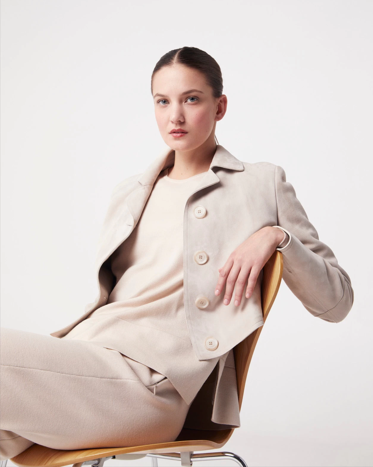 AKRIS Lamb Suede Leather Jacket - Image 2